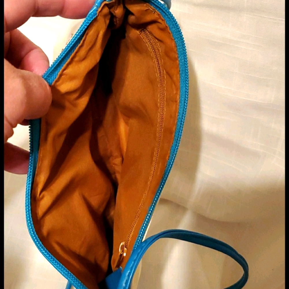 Relic Shoulder Purse - Picture 4 of 4